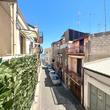게스트하우스 Marina Di Trezza